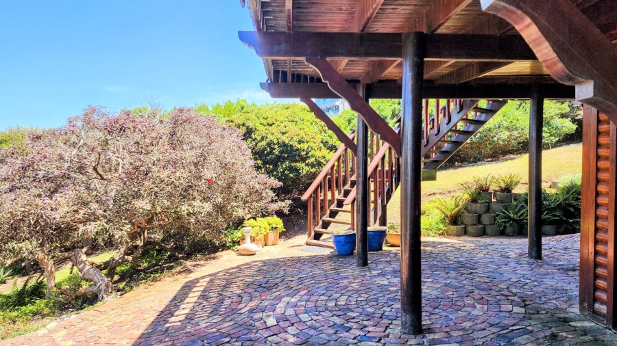4 Bedroom Property for Sale in Brenton On Sea Western Cape